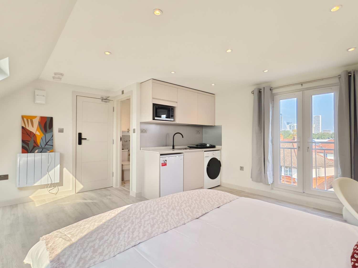 Morden Stratford Studio 4 Hotel London Exterior photo